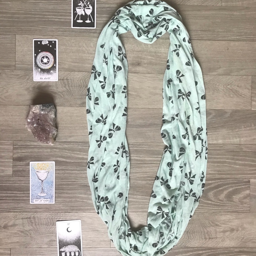 Mint Infinity Scarf w/ Black Bows | OS